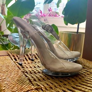 Barely worn Lucite Heels - Perfect for costume or pole classes! Size 7